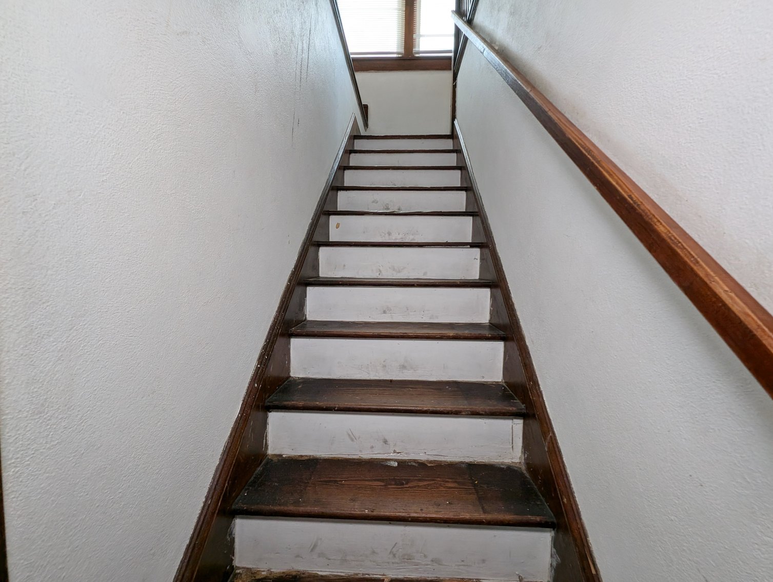 Image for 3 Bedroom Home and Commercial Garage Zoned B2 Harrisonburg VA