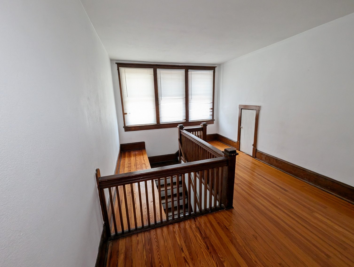 Image for 3 Bedroom Home and Commercial Garage Zoned B2 Harrisonburg VA