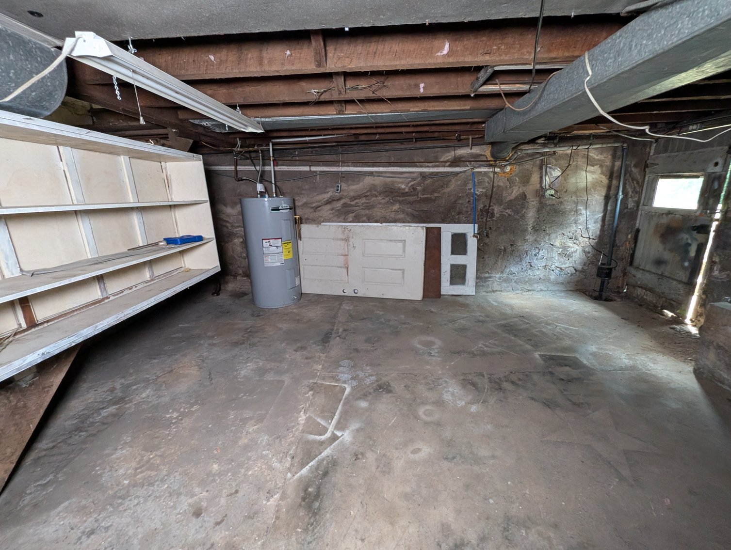 Image for 3 Bedroom Home and Commercial Garage Zoned B2 Harrisonburg VA