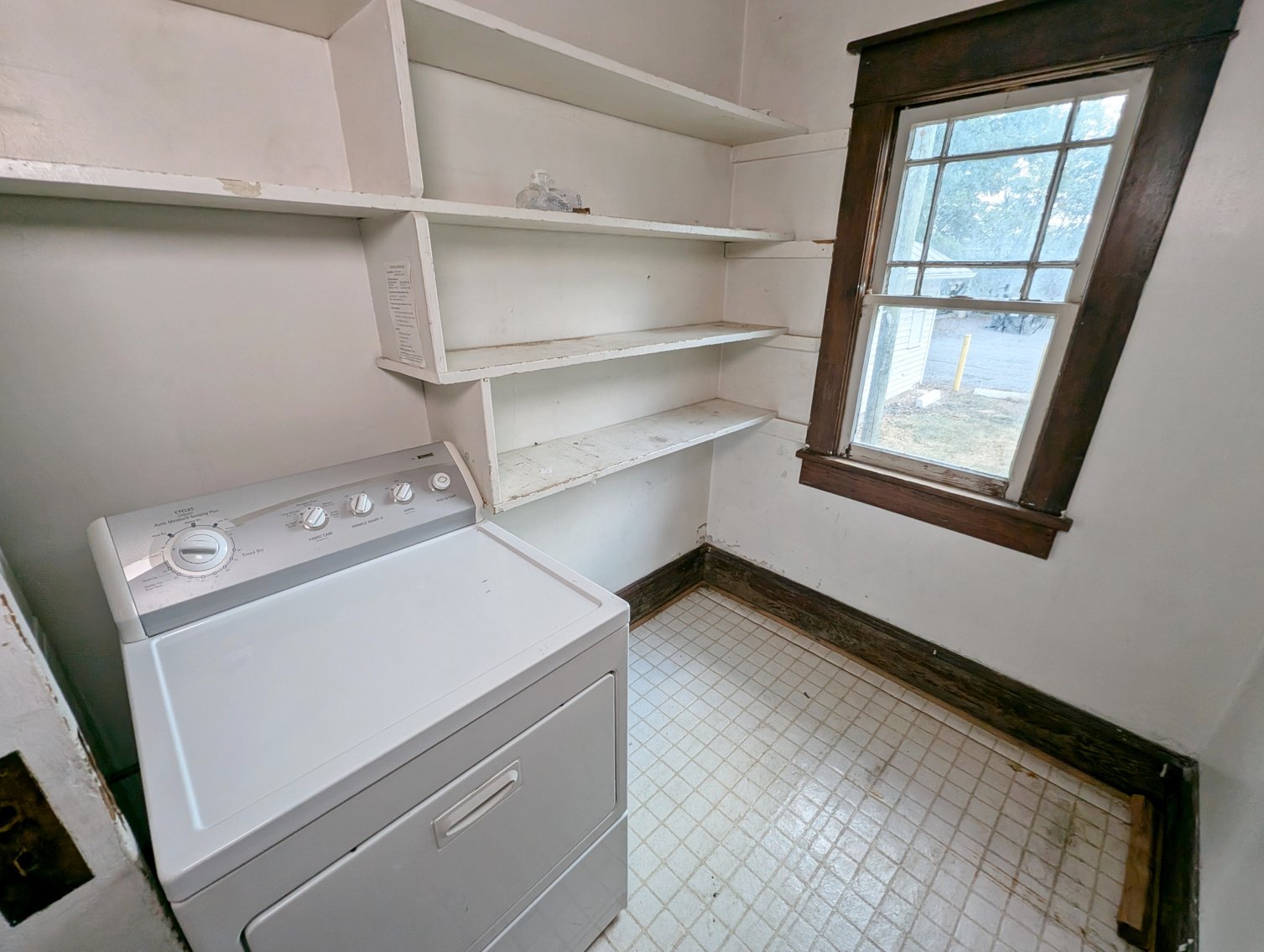 Image for 3 Bedroom Home and Commercial Garage Zoned B2 Harrisonburg VA