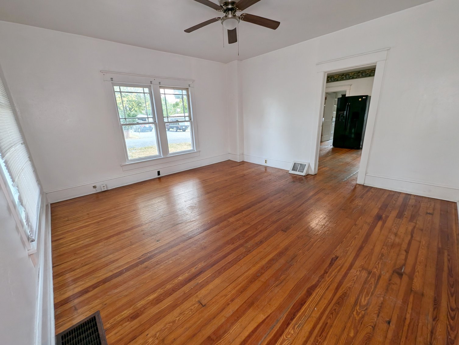 Image for 3 Bedroom Home and Commercial Garage Zoned B2 Harrisonburg VA