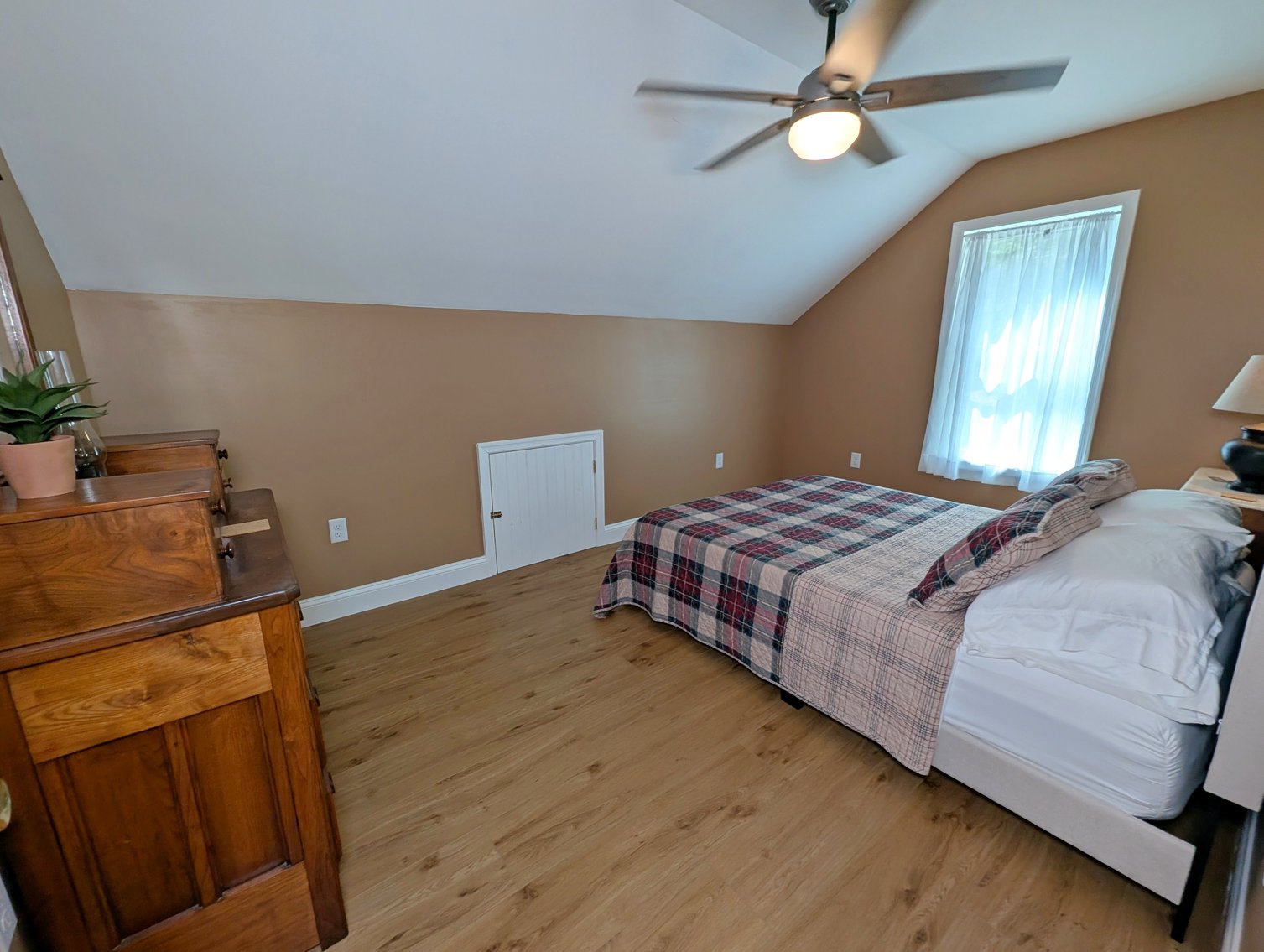 Image for Cabin On 60 Acres Near Criders VA