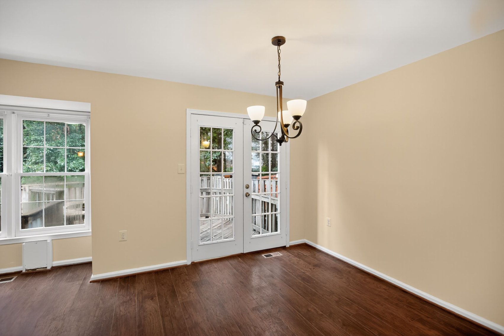 Image for End Unit Townhouse In Centreville VA