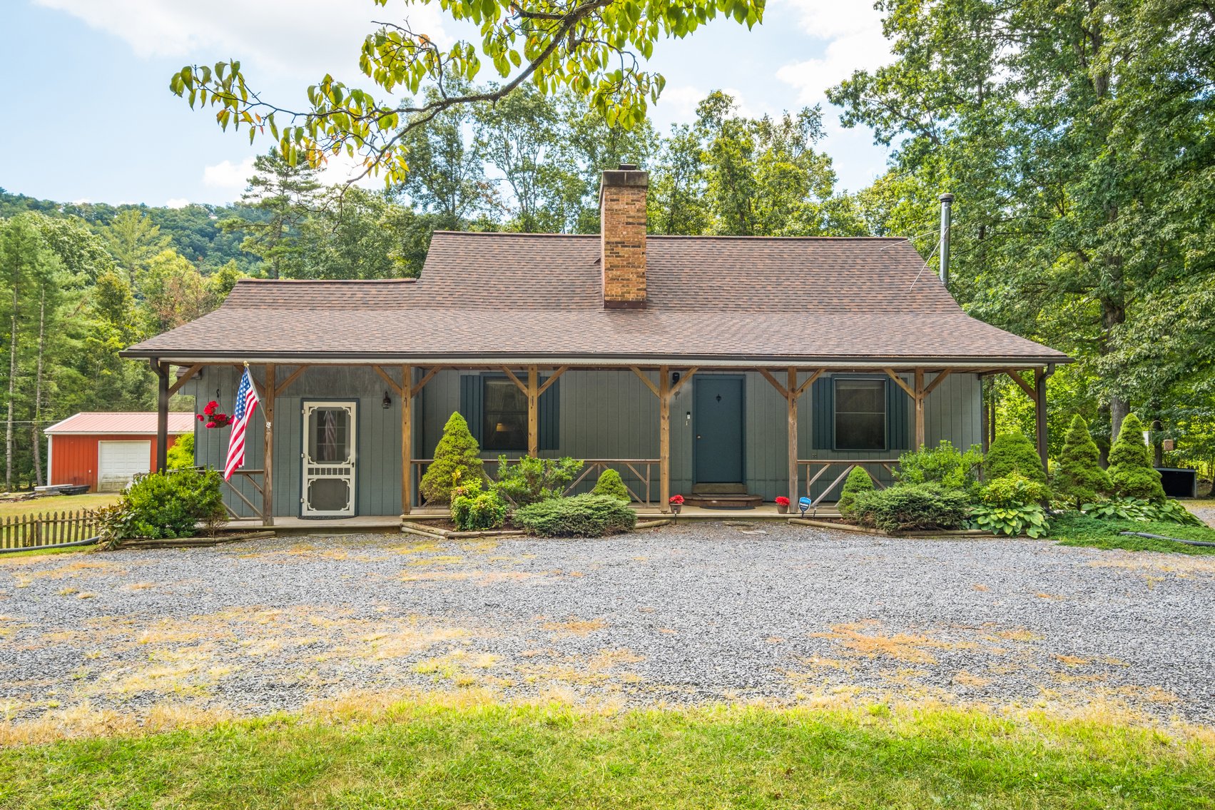 Image for 3 Bed/3 Bath Home Near The Mountains