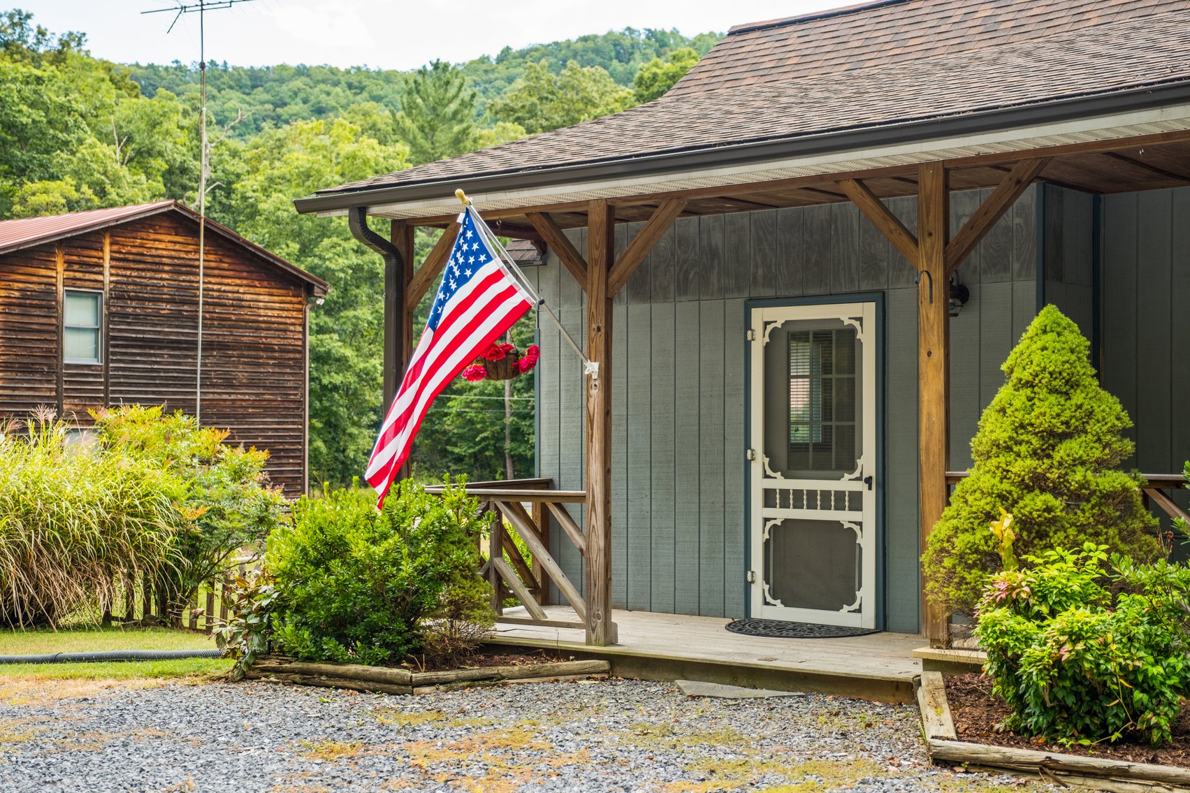 Image for 3 Bed/3 Bath Home Near The Mountains