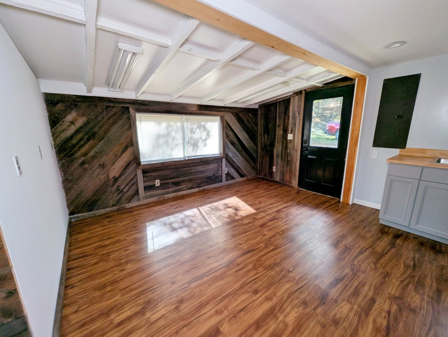 Image for Cabin On 5 Acres Near Broadway VA