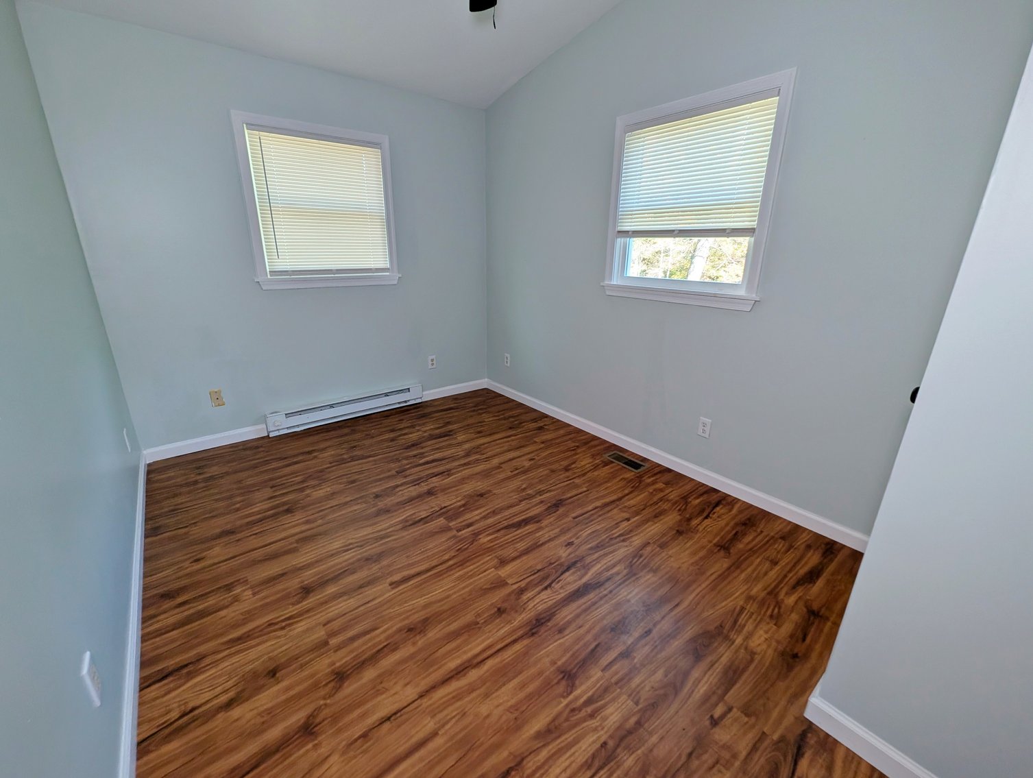 Image for Cabin On 5 Acres Near Broadway VA