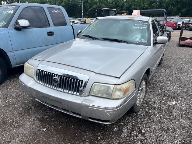 Image for Arrow Wrecker Impound Auction