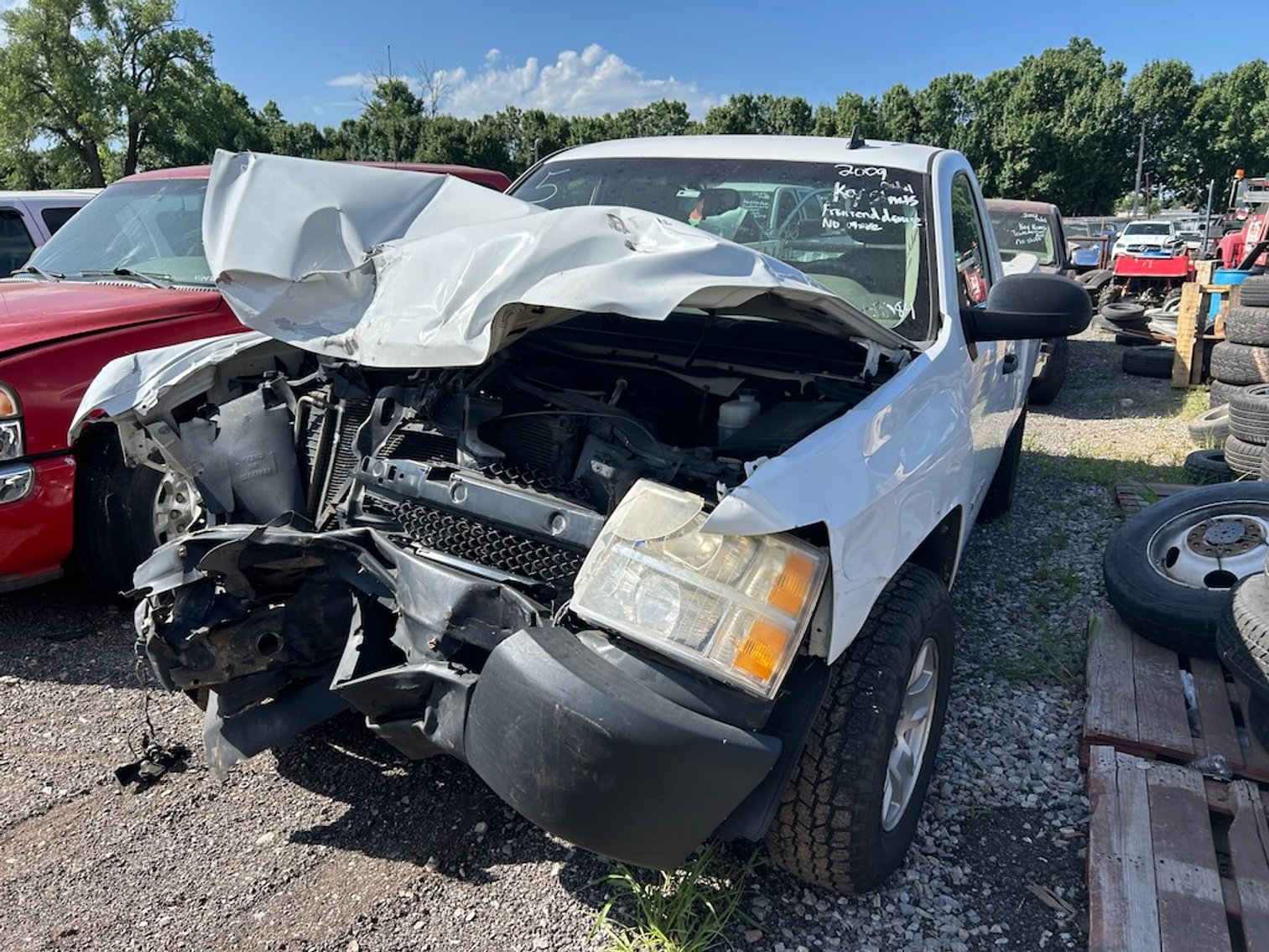 Image for Arrow Wrecker Impound Auction