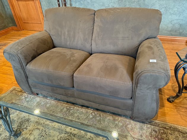 Image for Gemmark Moving Auction - High End Furniture, Decor, & Electronics