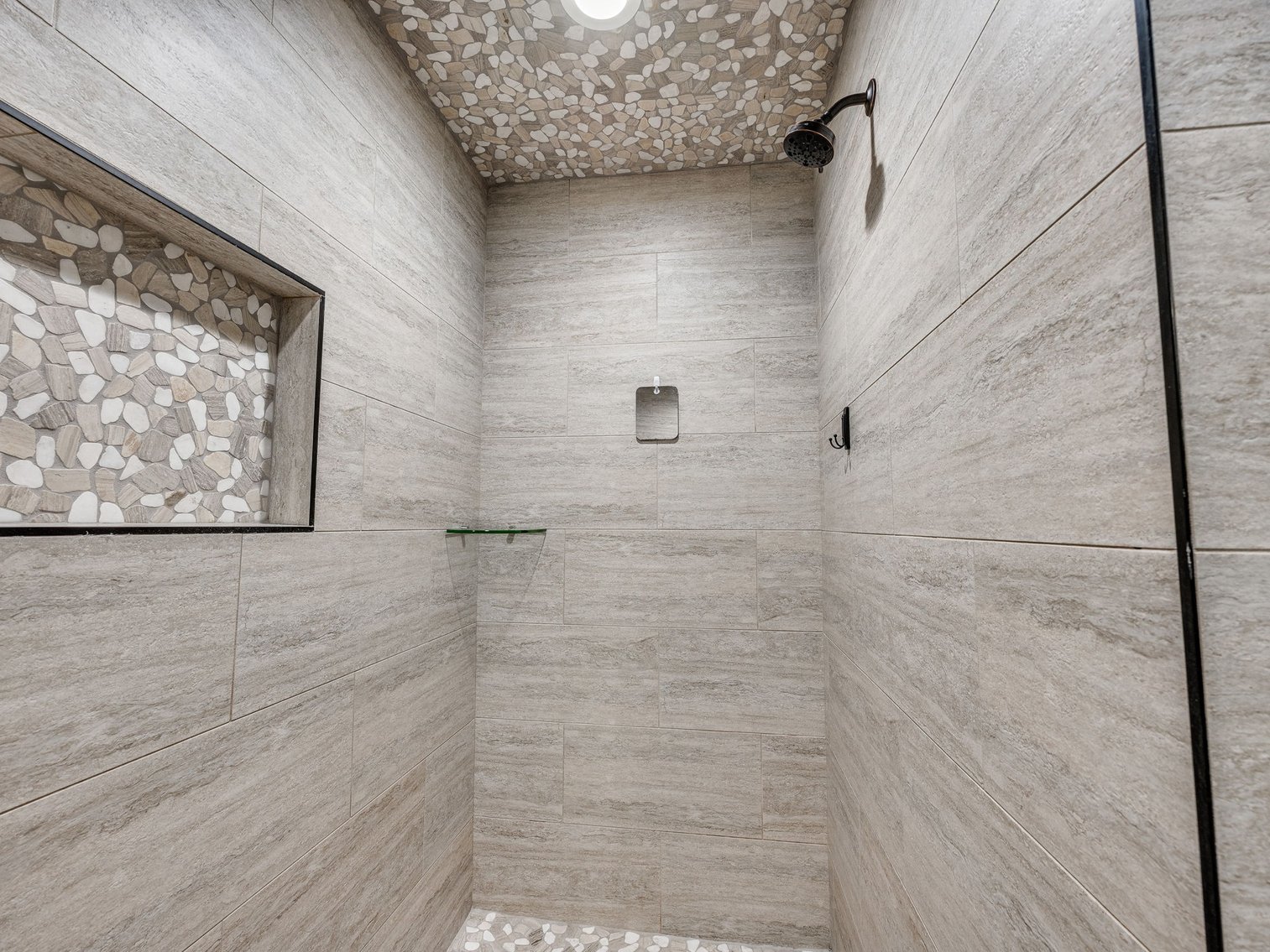 Image for 9208 NW 137th St, Yukon, OK - GORGEOUS 2,017 3bd, 2ba Home w/ Bonus Room & Upgrades!