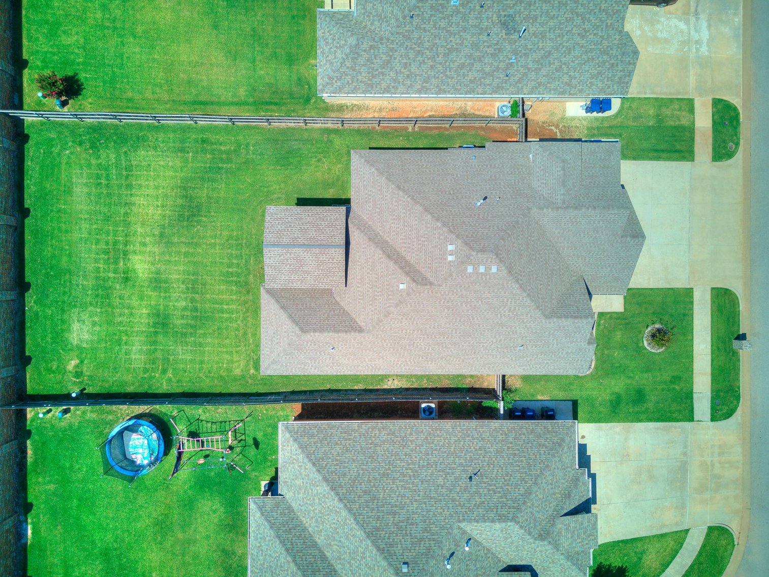 Image for 9208 NW 137th St, Yukon, OK - GORGEOUS 2,017 3bd, 2ba Home w/ Bonus Room & Upgrades!