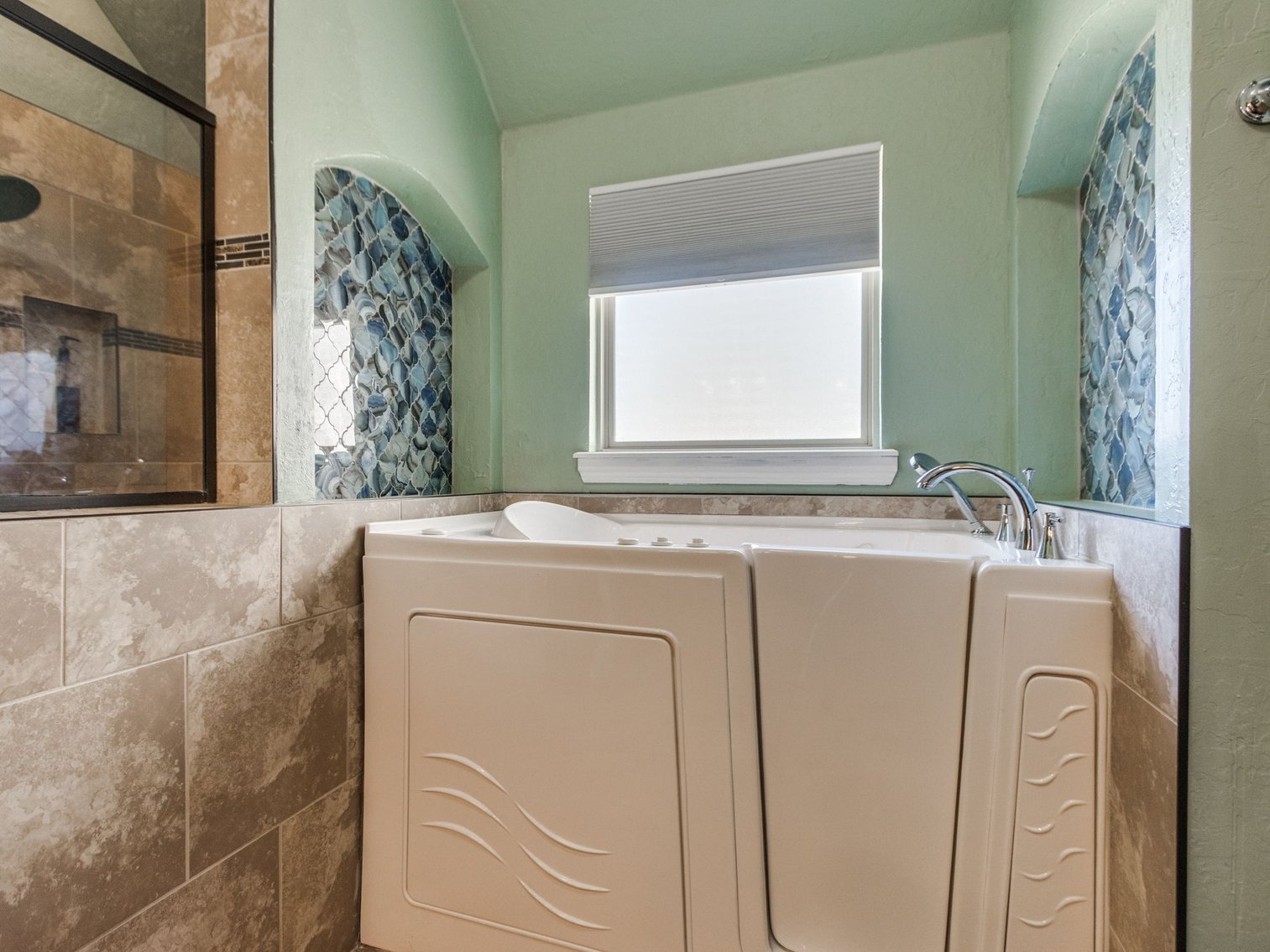 Image for 5861 Whispering Lakes Dr, Noble, OK - Beautiful Home, Shop, & Acreage