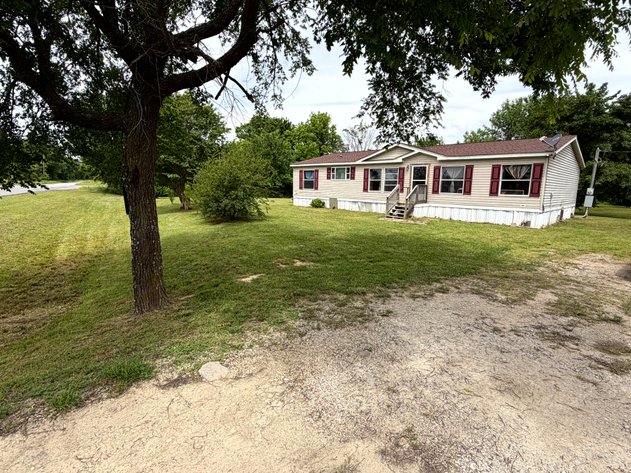 Image for Lake Living - 701 W Ute St, Porum, OK