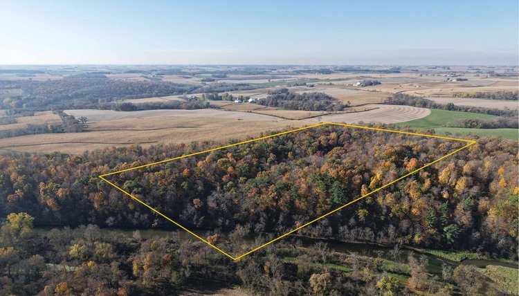Image for Closed - Winneshiek Co., IA - 20.00 Ac., m/l (020-0583-01)