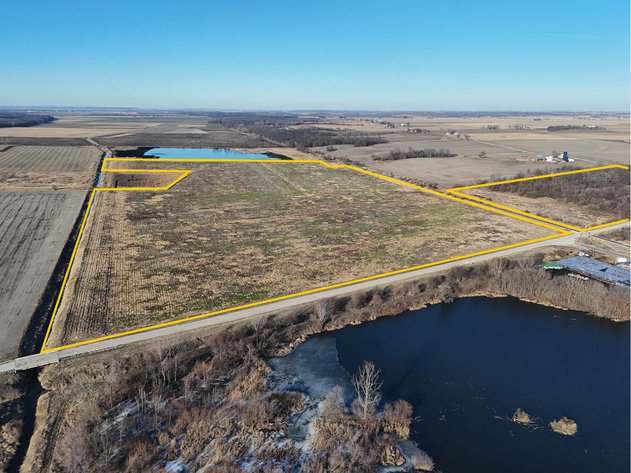 Image for Sale Pending - Whiteside Co., IL - 111.01 Ac., m/l (100-0243-01)
