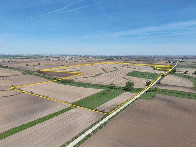 Image for Iowa Co., IA - 215.34 Ac., m/l (010-3065-07)