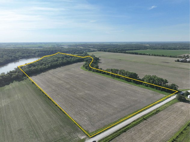 Image for Cedar Co., IA - 77.16 Ac., m/l (010-3288-02)