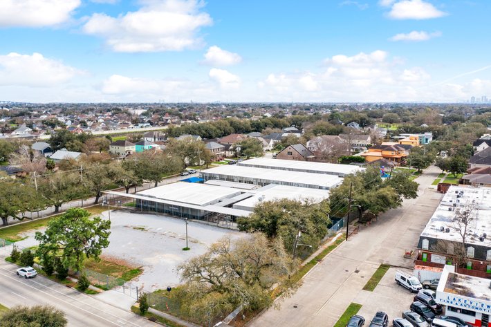 Image for UNDER CONTRACT! Jean Gordon - 6101 Chatham Drive, New Orleans, LA 70122