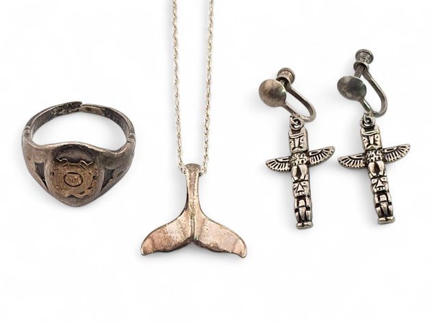 Sterling Silver Ring, Whale Fluke Pendant Necklace & Totem Pole Earrings