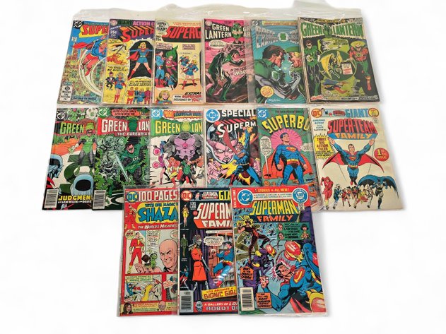 17x DC Comic Books - Super-Team Family, Supergirl, Shazam & More
