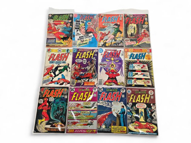 12x DC The Flash Comic Books
