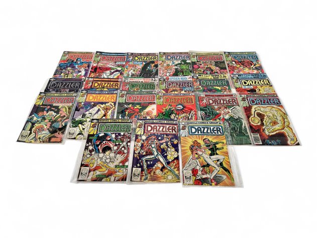 21x Marvel Dazzler Comic Books