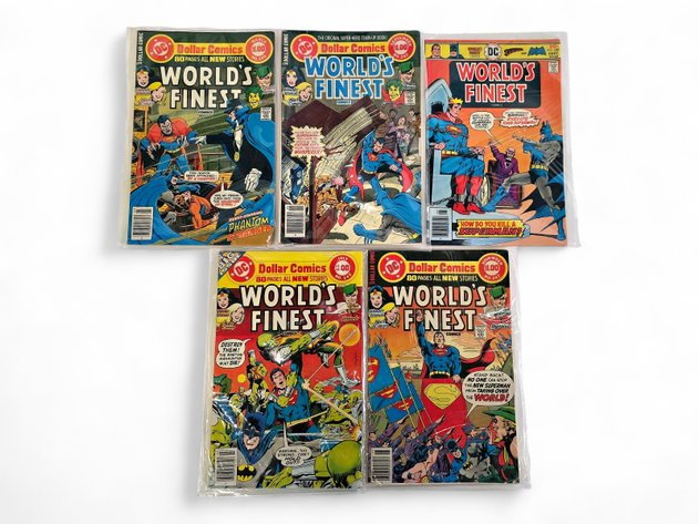 27x DC World's Finest Comics Comic Books