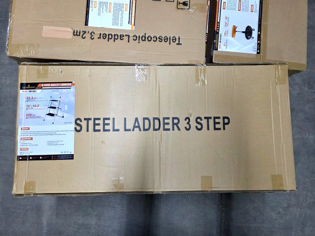 3-Step Safety Ladders - LandHonor - LHR-SSL3