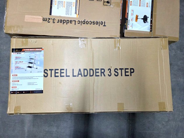 3-Step Safety Ladders - LandHonor - LHR-SSL3