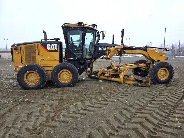 2010 CAT Road Grader 140M
