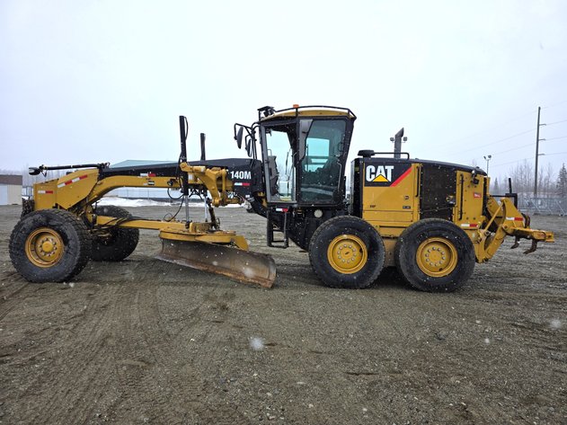 2010 CAT Road Grader 140M