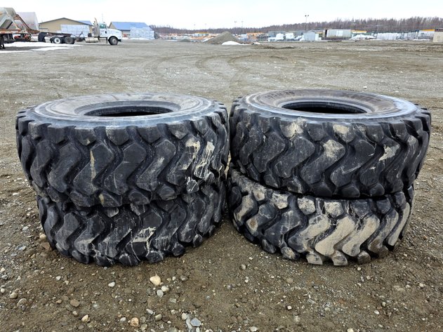Michelin L3 Loader Tires 20.5R25