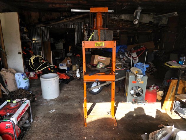 Central Hydraulics 12 Ton Shop Press