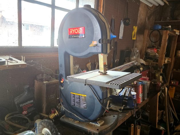 Ryobi BS901 Benchtop Band Saw