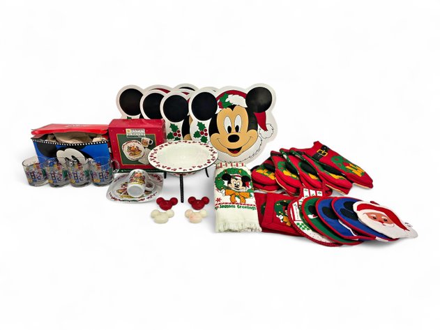 Mickey Mouse Christmas Kitchenware