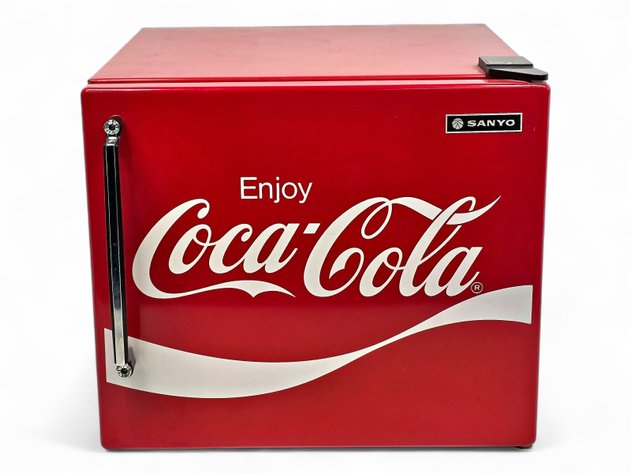 Sanyo Coca-Cola Mini Fridge