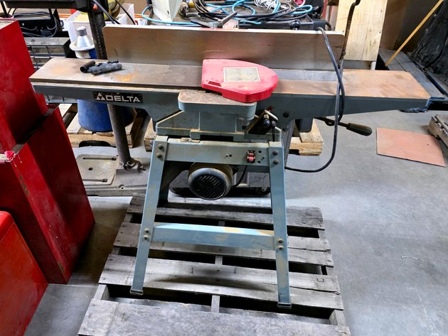 Delta Woodworking Jointer