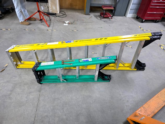 Werner 7308 & FS204 Ladders