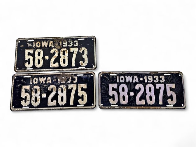 1933 Iowa License Plates
