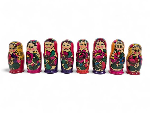 8x Russian Matryoshka Nesting Dolls