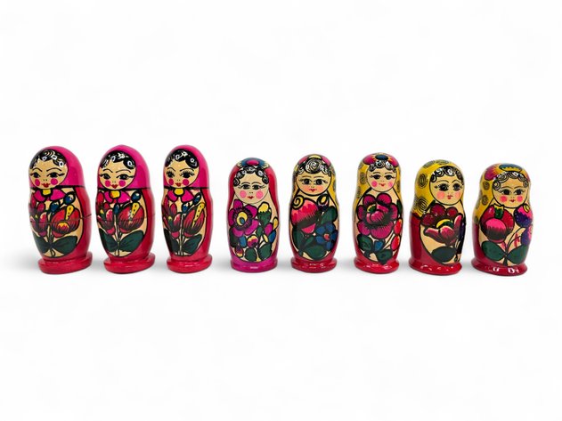 8x Russian Matryoshka Nesting Dolls