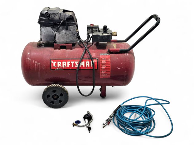Craftsman Portable Air Compressor w/ Hoses, Gauges & Accessories