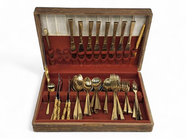 Dirilyte Tropical Star Forks, Spoons & Knives & More Flatware w/ Case