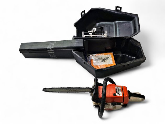Stihl 024 Chainsaw w/ Case & Sharpener