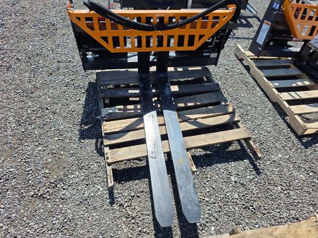 Heavy Duty Hydraulic Pallet Forks w/ Frame - LandHonor - HPF-11-3000G