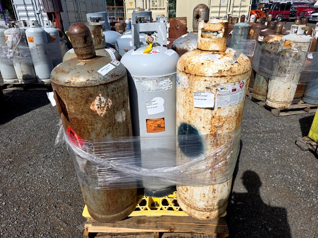 8x Assorted 100 lb. Propane Cylinders