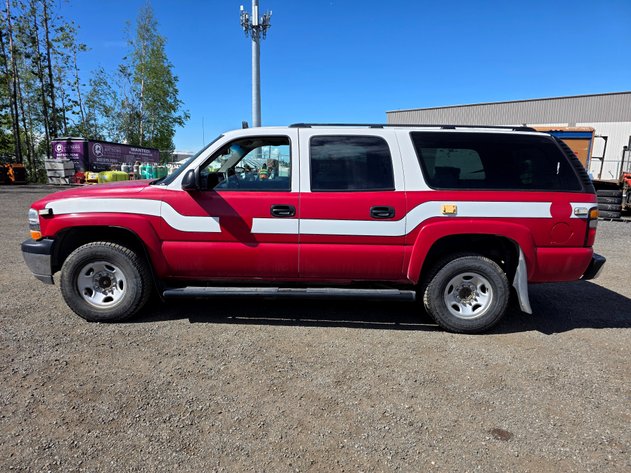 2005 Chevrolet Suburban MPV