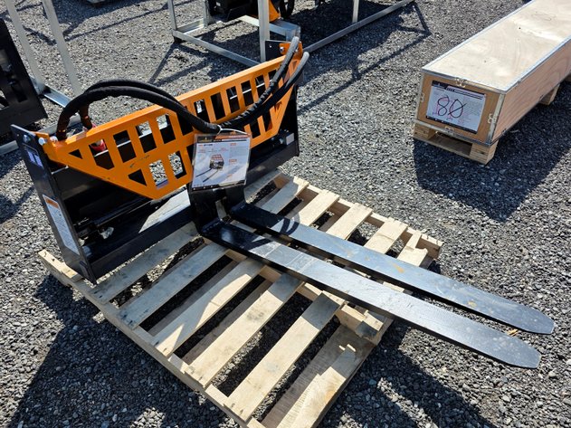 Heavy Duty Hydraulic Pallet Forks w/ Frame - LandHonor - HPF-11-3000G