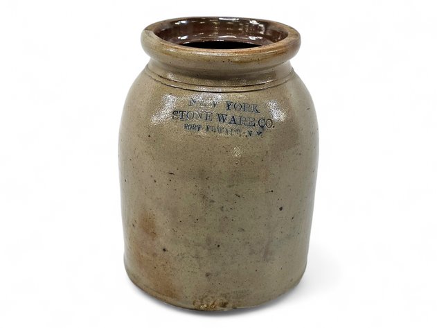 New York Stoneware Company Crock
